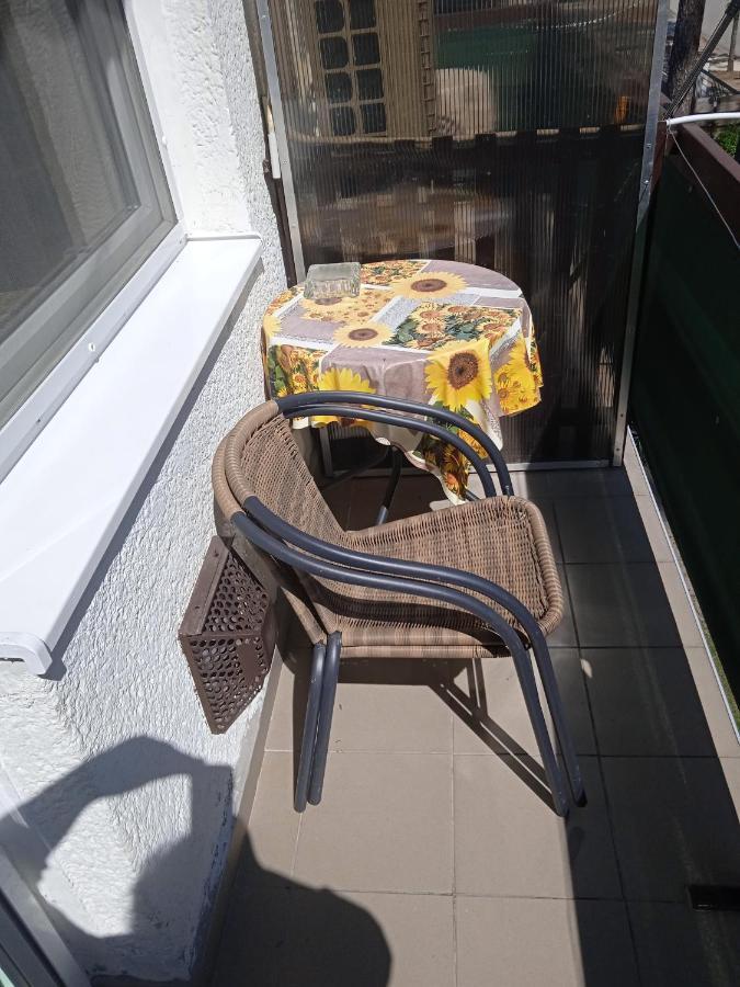 Balaton-Lak Apartmanház Siófok Esterno foto