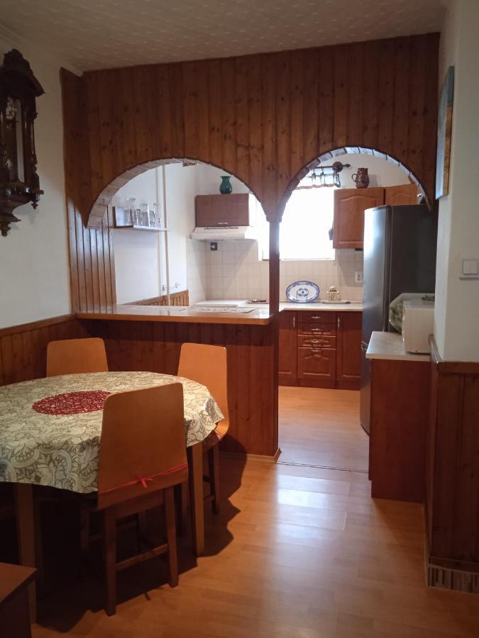 Balaton-Lak Apartmanház Siófok Esterno foto