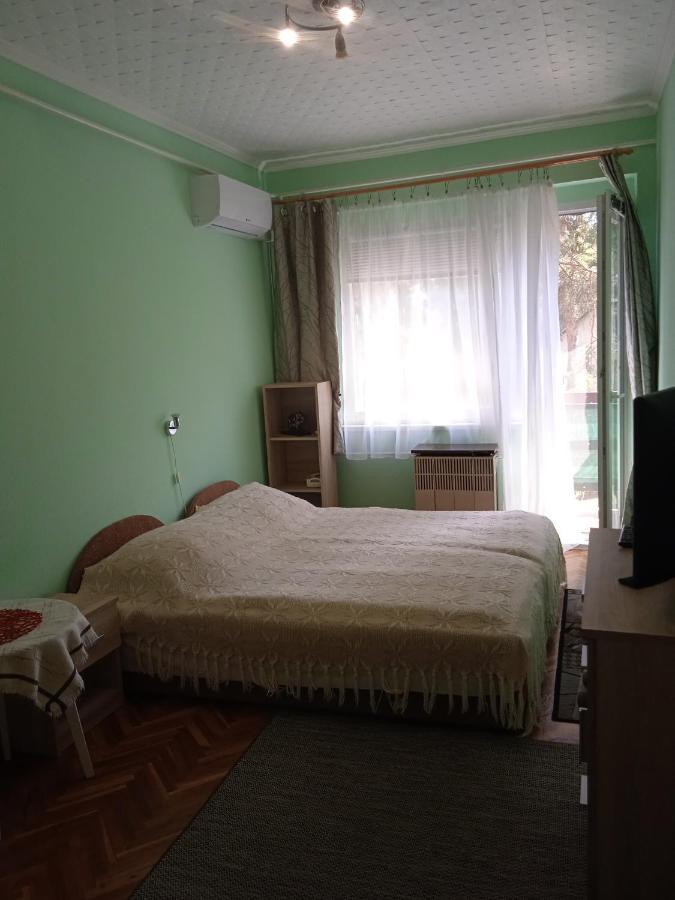 Balaton-Lak Apartmanház Siófok Esterno foto