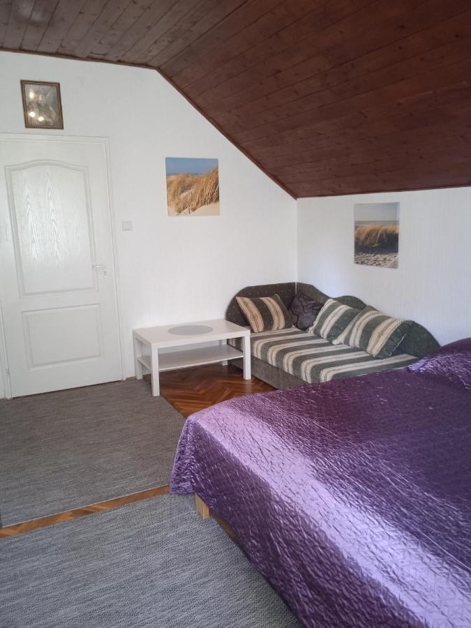 Balaton-Lak Apartmanház Siófok Esterno foto