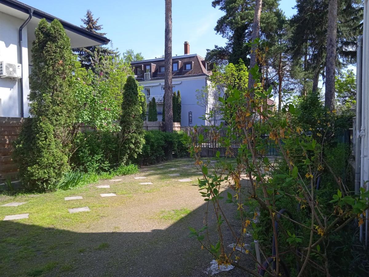 Balaton-Lak Apartmanház Siófok Esterno foto