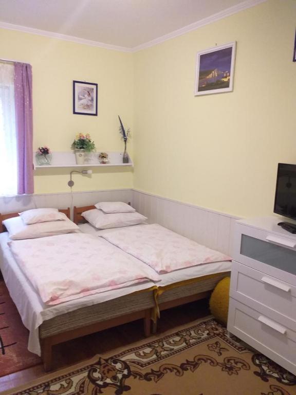 Balaton-Lak Apartmanház Siófok Esterno foto